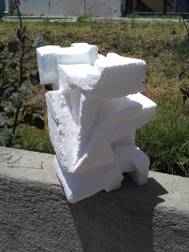 2013. OBJETOS DE POLIESTIRENO